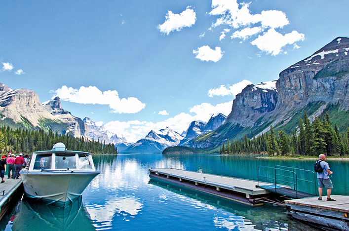 Maligne Lake Cruise Jasper National Park